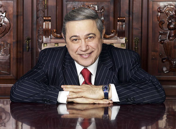 Евгений Петросян перенес тяжелую операцию на сердце