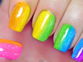 Как сделать летний радужный маникюр: Видео-урок