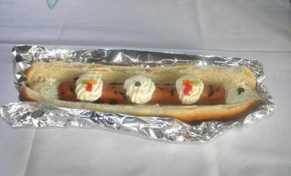 Перекус для миллионеров: Названы самые дорогие хот-доги Америки