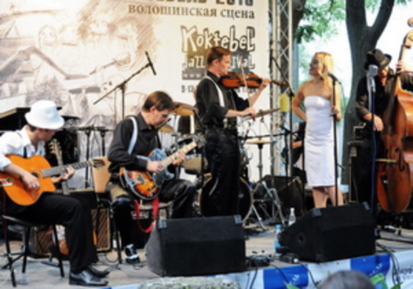 На Я-Корреспондент проходит фотоконкурс Love-Jazz Koktebel