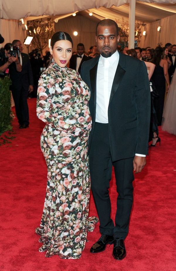 Ким Кардашян рассмешила измена Канье Уэста