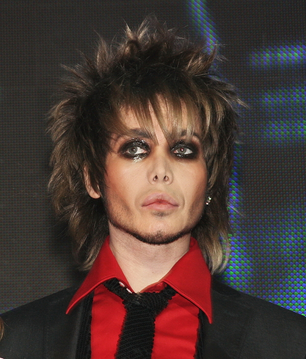 19-летний сын Сергея Зверева работает продавцом