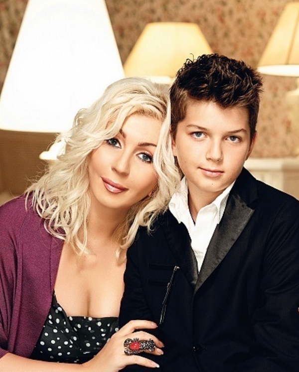 Сыну Ирины Билык 14 лет: Мальчику подарили путевку в Турцию и  собаку