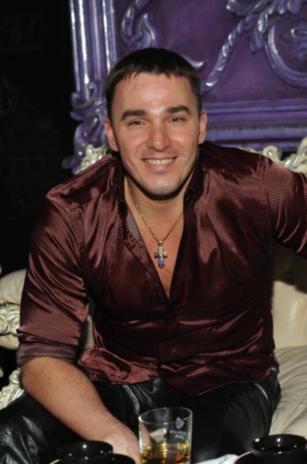 Кем работали звезды до того, как стали популярными