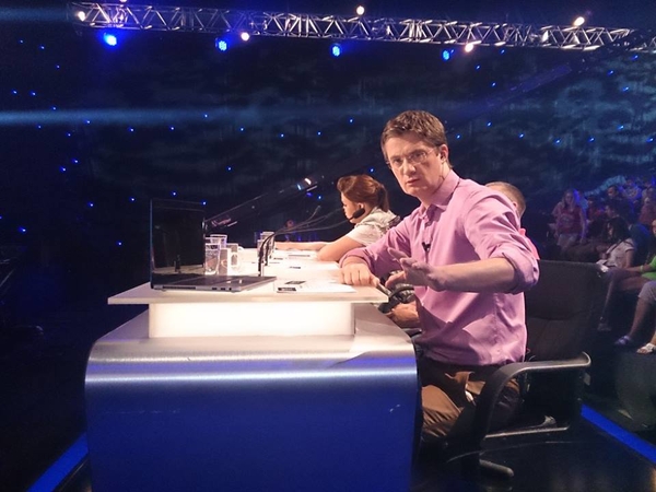 В Сеть попали фото со съемок Х-фактор 4