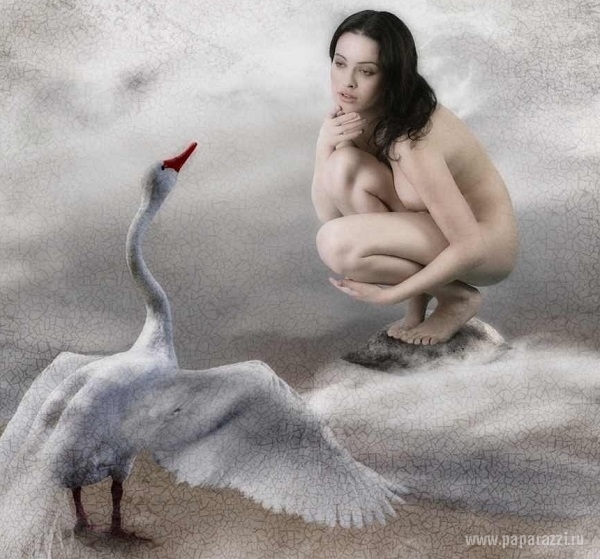 Даша Астафьева поделилась старым фото в стиле ню: Хочу забыть это все