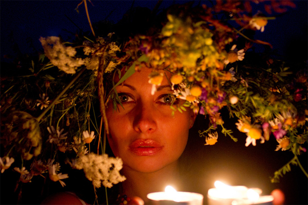 Как узнать свою судьбу: гадания на Ивана Купала