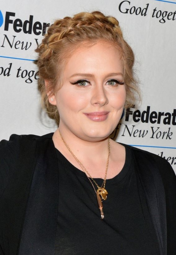 Искусные плетения: Звездные прически с косами