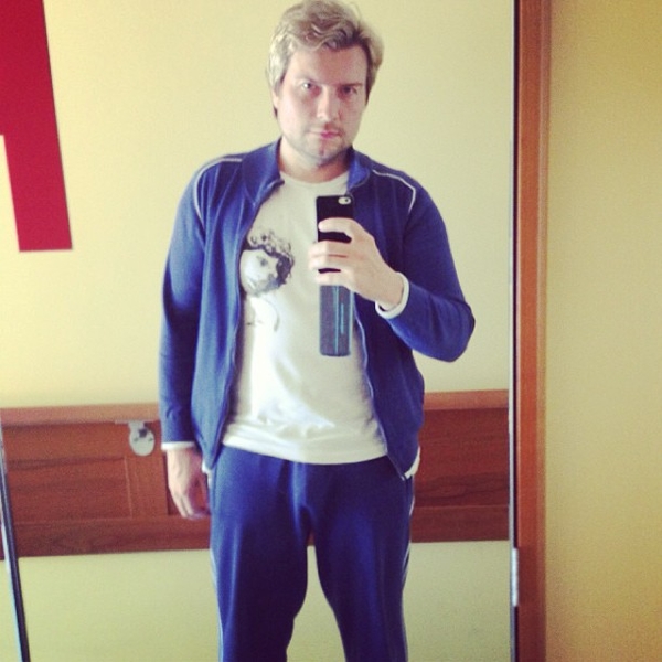 Николай Басков сменил стразы на спортивный костюм: Это на минутку Brioni