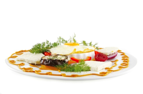 Как приготовить яичницу: Три простых способа