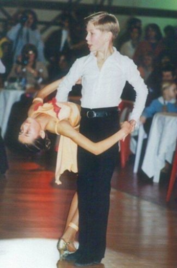 Иван Дорн показал детское фото