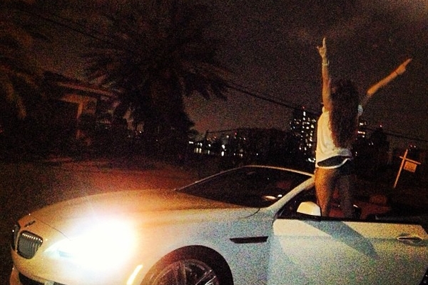 Instagram Анны Седоковой