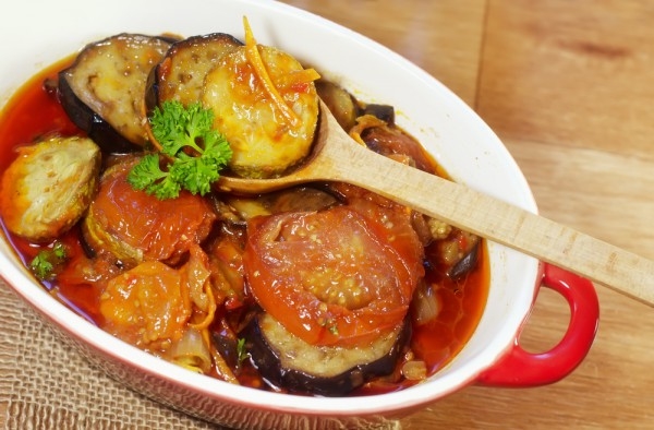 Что приготовить из баклажанов: ТОП-5 рецептов