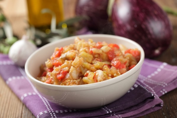 Что приготовить из баклажанов: ТОП-5 рецептов