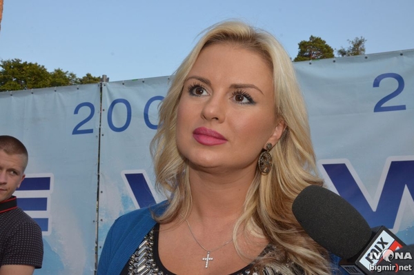 Юлия Крамаренко (IVONA bigmir)net)