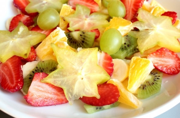 Фруктовые салаты: ТОП-5 летних рецептов