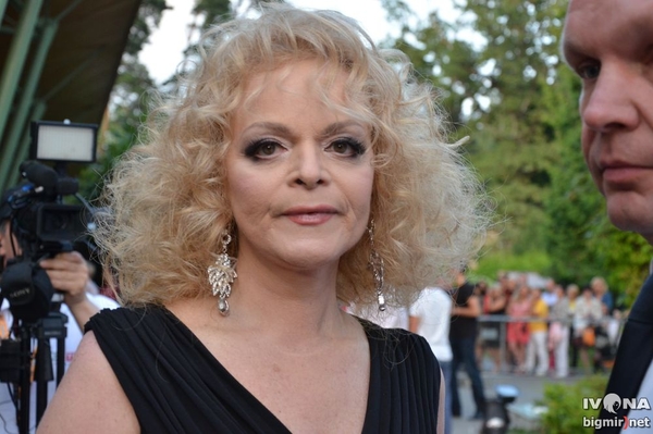 Юлия Крамаренко (IVONA bigmir)net)