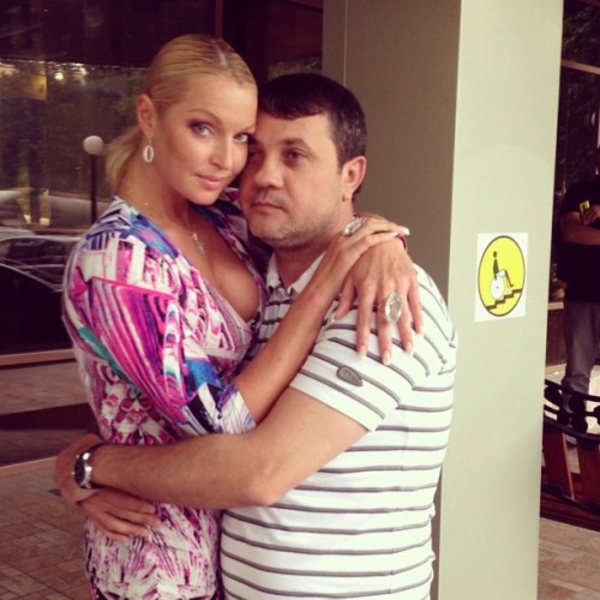 Анастасия Волочкова рассталась с Бахтияром из-за ревности