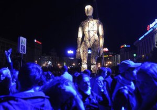 ГогольFest открылся масштабным шоу на Майдане Незалежности