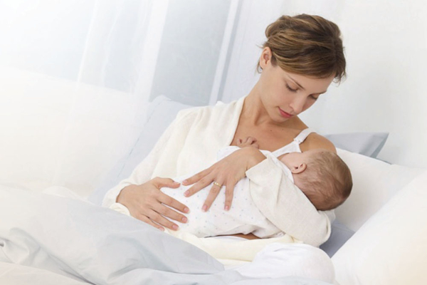 70% мозга малыша развивается, пока он находится в утробе матери?