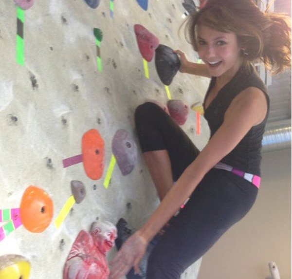 Фитнес-снимки: Как звезды поддерживают форму этим летом