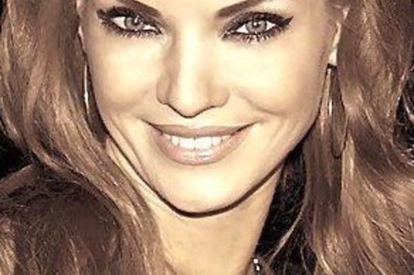 Facebook Наталии Окунской