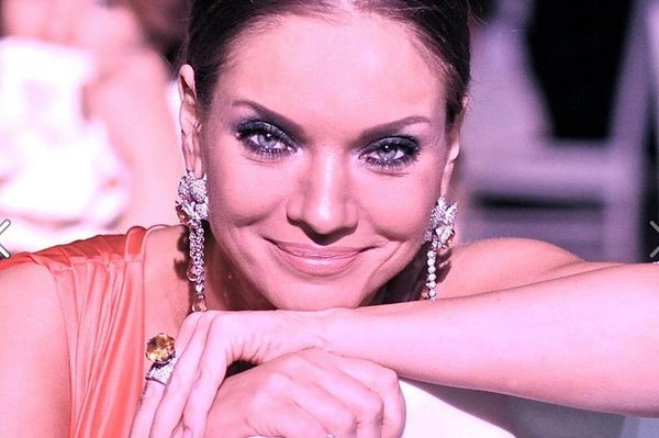 Facebook Наталии Окунской