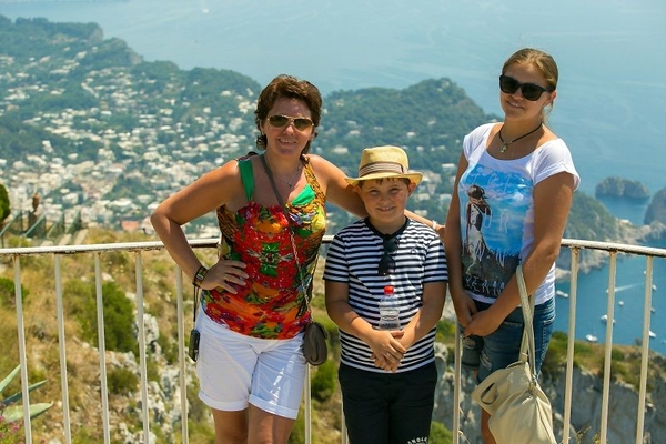 Как проводят лето дети телеведущих?