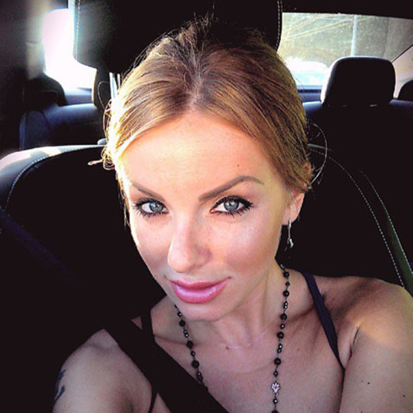 Экс-татушка Юля Волкова снова изменила стиль