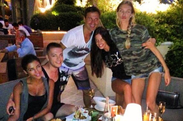 instagram.com/santadimopulos