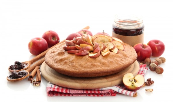 Яблочный пирог: ТОП-5 летних рецептов