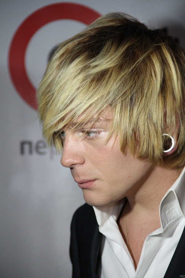 Александр Кривошапко: Попал в аварию. Спасибо, что жив