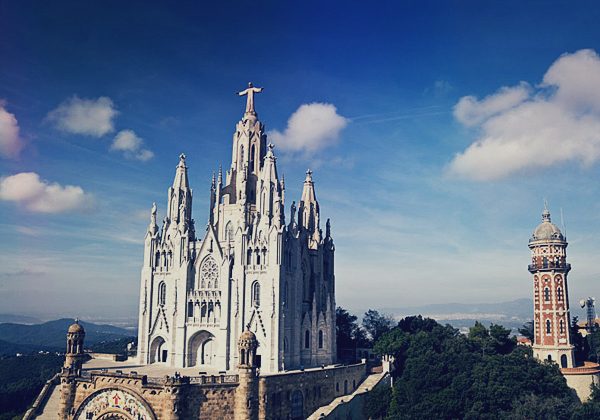 Где отдохнуть в сентябре: Барселона, в которую влюбляются все