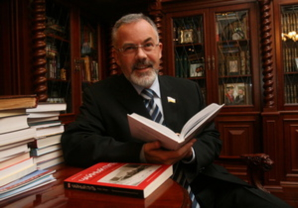 В Украине резко выросло количество иностранных студентов. Табачник хвастается миллиардными поступлениями