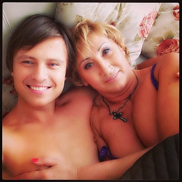 Постельное фото Прохора Шаляпина и его 51-летней невесты попало в Сеть