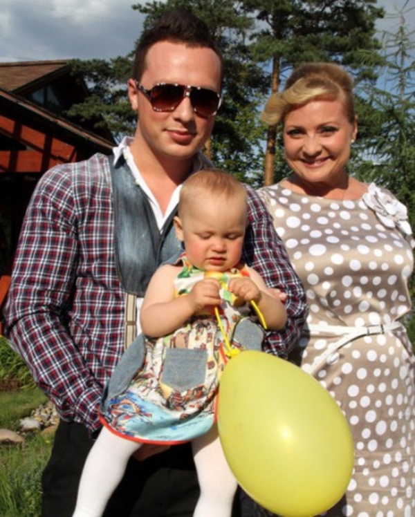 Пермякова устроила скандал журналистам: Я не мать одиночка