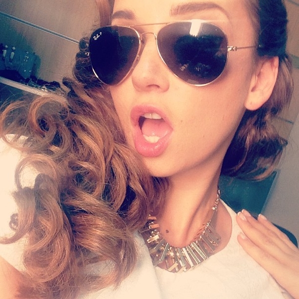 Анфиса Чехова сделала пародию на Анну Седокову?