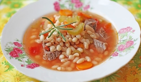 Фасолевый суп: Три вкусные идеи
