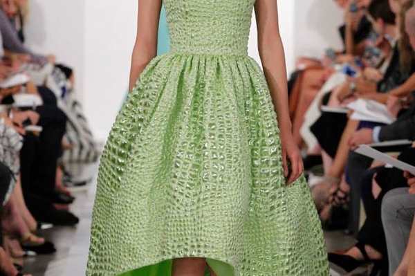 facebook Oscar de la Renta