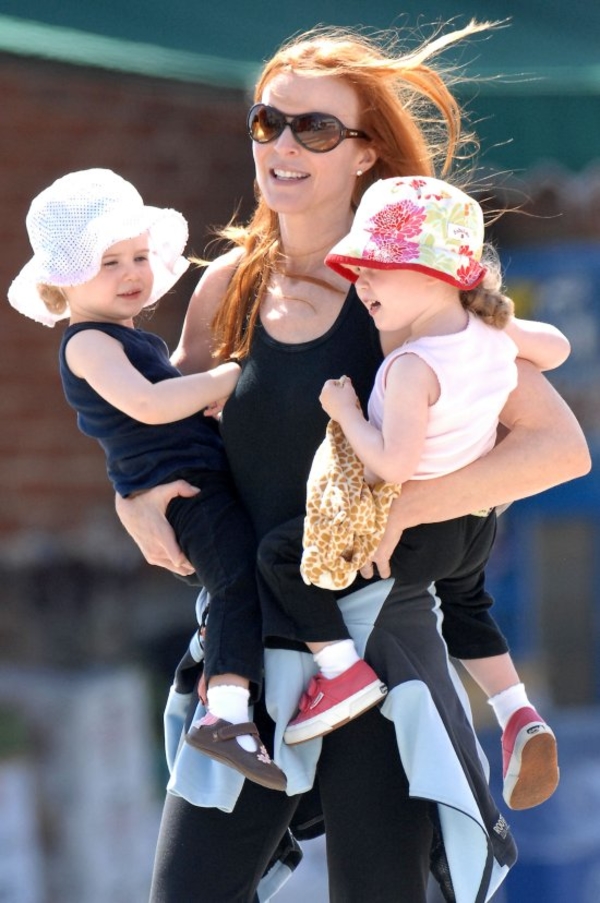 Звездные мамочки двойняшек (ФОТО)