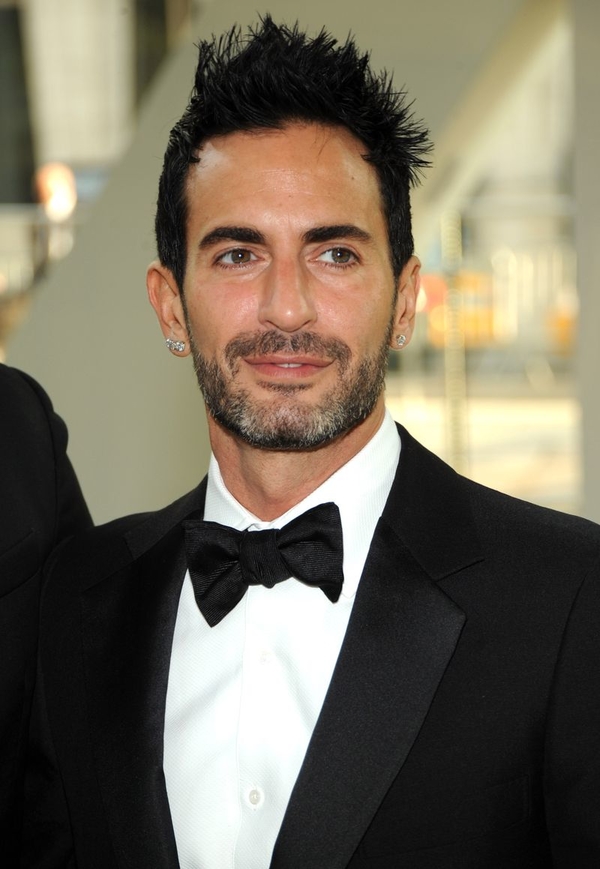 Марк Джейкобс извинился за футболки с нацистскими символами