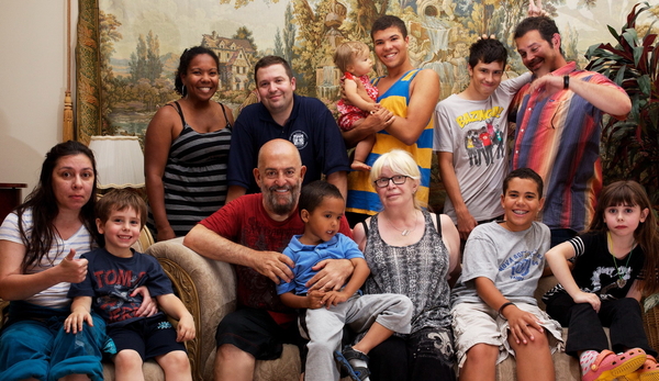 Михаил Шуфутинский: Я счастлив, что бог одаривает меня внуками