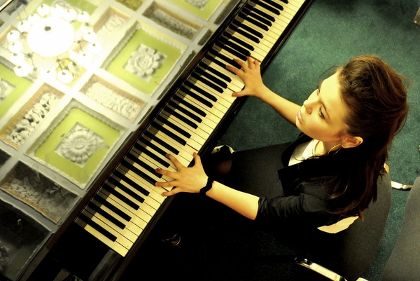 Алина Гросу хочет стать мужчиной