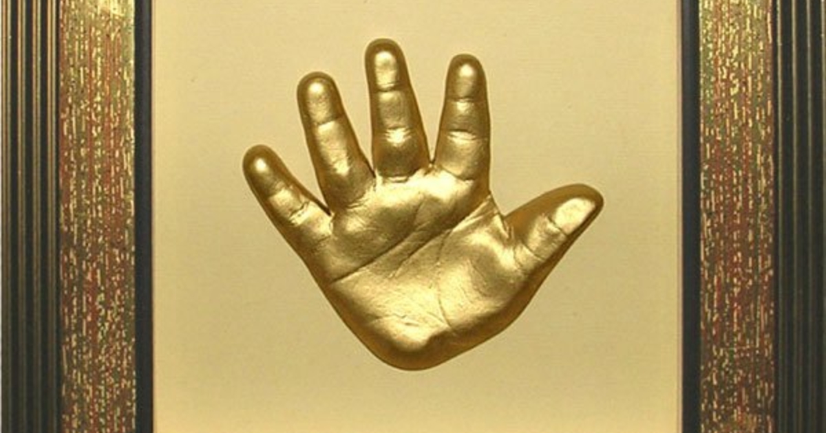 Как сделать слепок рук и ног ребенка (ВИДЕО) - IVONA.UA