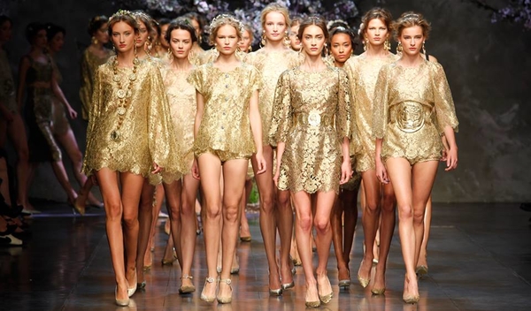Богини на подиуме: Бренд Dolce&Gabbana представил новую коллекцию