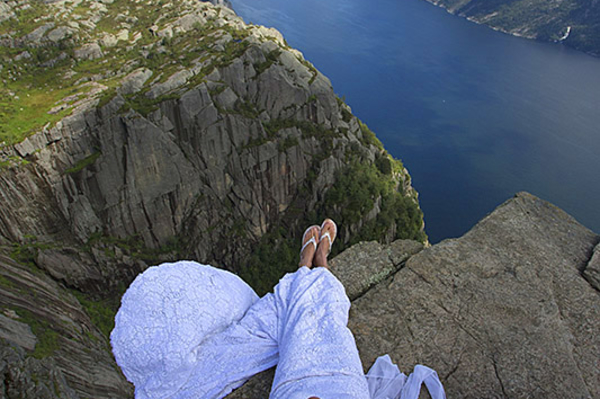 onedressonewoman.com