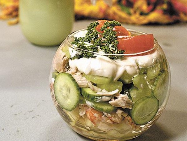 Салат с курицей и грибами: ТОП-5 рецептов