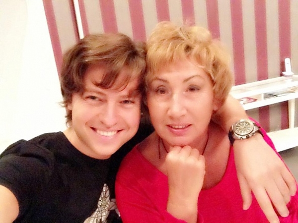 Прохор Шаляпин показал новые фото с 51-летней невестой: Веселимся