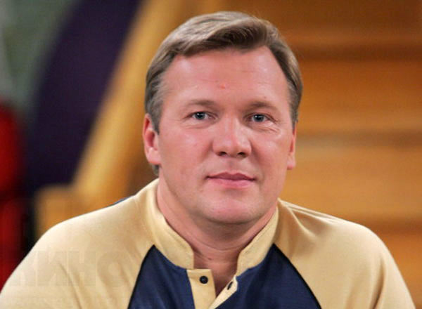 49-летний известный актер женился на студентке