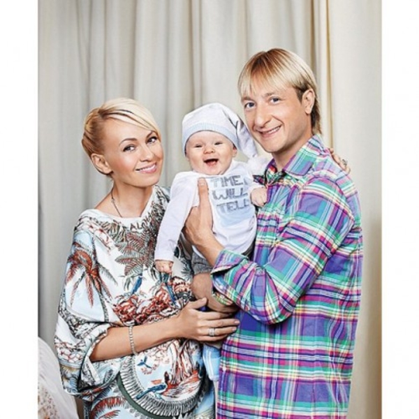 Рудковская родит Плющенко еще троих детей: Я не смогу ему отказать